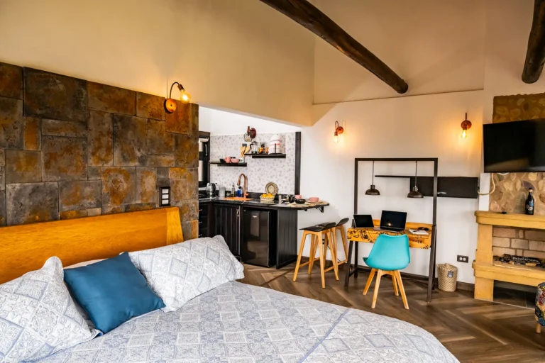 CASA EDMOND Villa de Leyva Habitacion ATERDECER